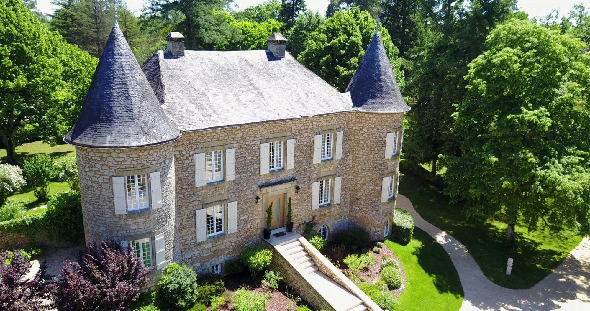 Chateau De Maraval Cenac-et-Saint-Julien Luaran gambar