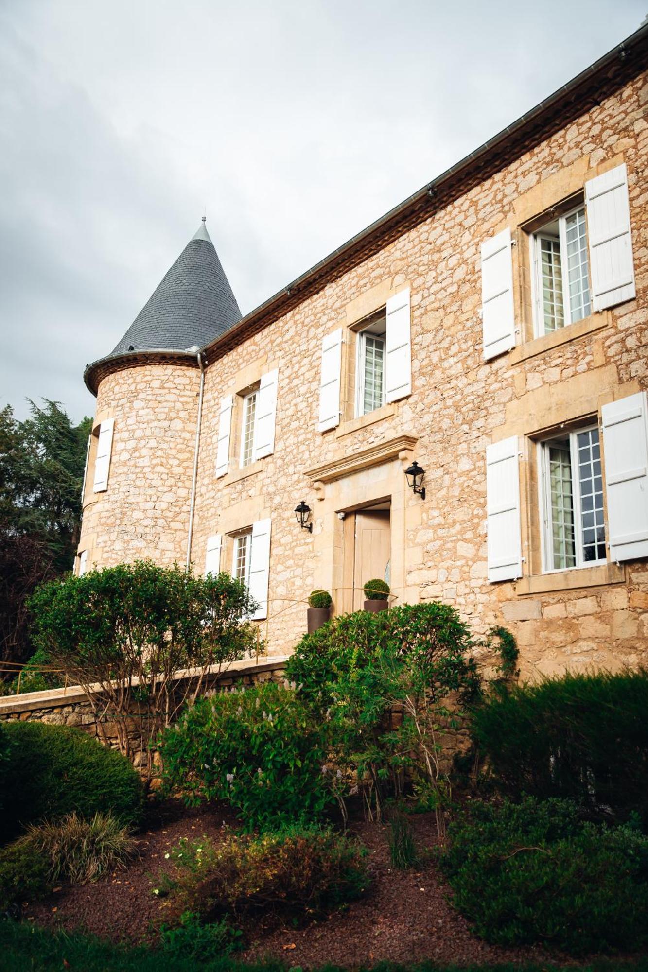 Chateau De Maraval Cenac-et-Saint-Julien Luaran gambar