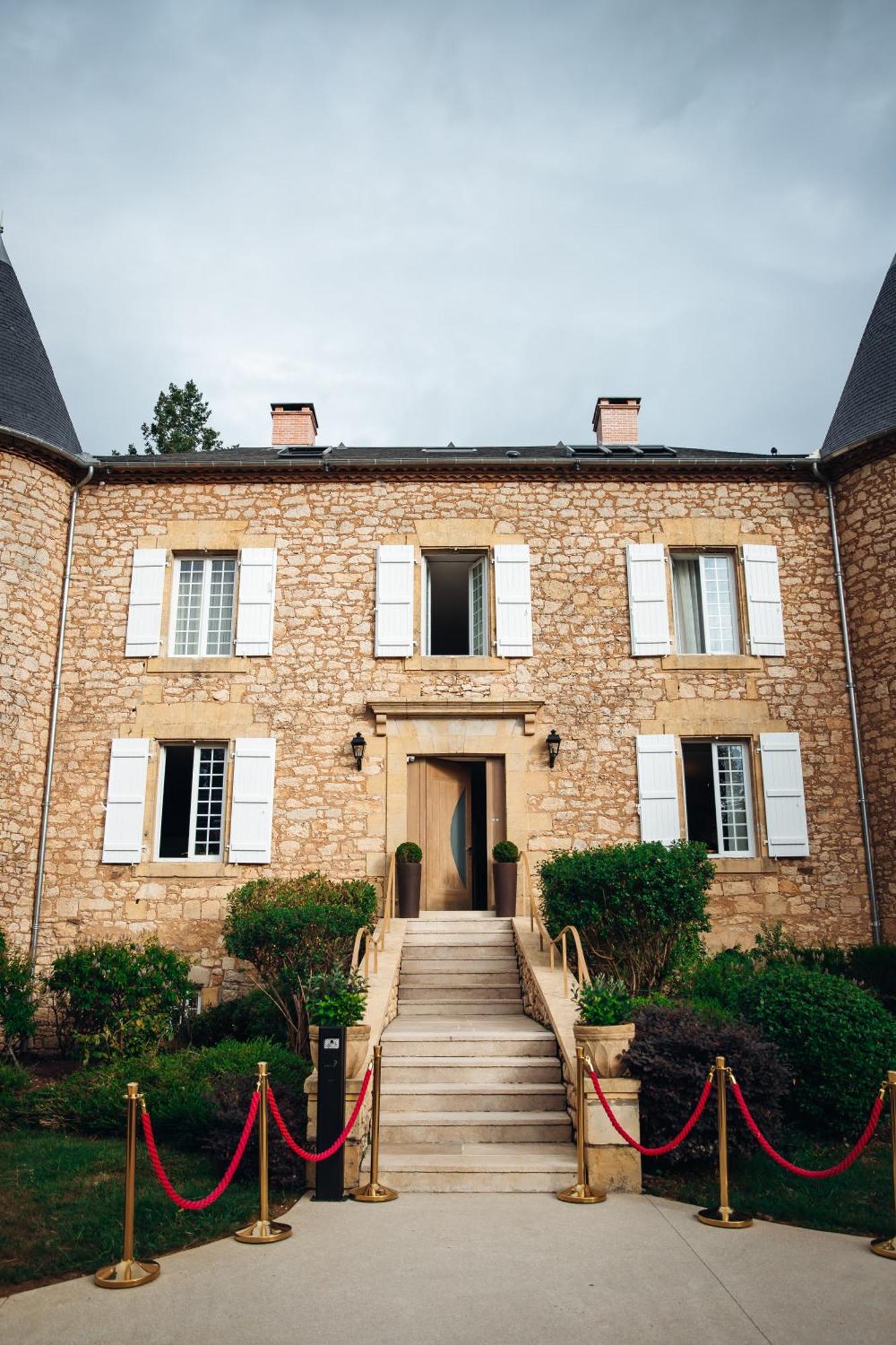 Chateau De Maraval Cenac-et-Saint-Julien Luaran gambar