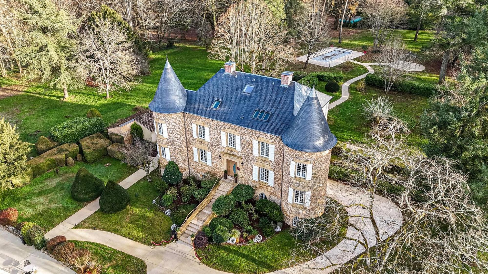 Chateau De Maraval Cenac-et-Saint-Julien Luaran gambar