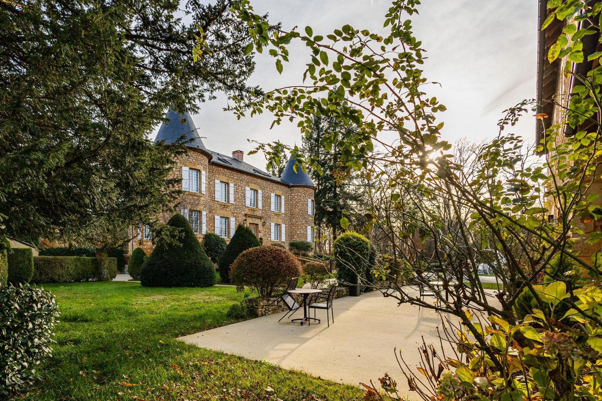Chateau De Maraval Cenac-et-Saint-Julien Luaran gambar